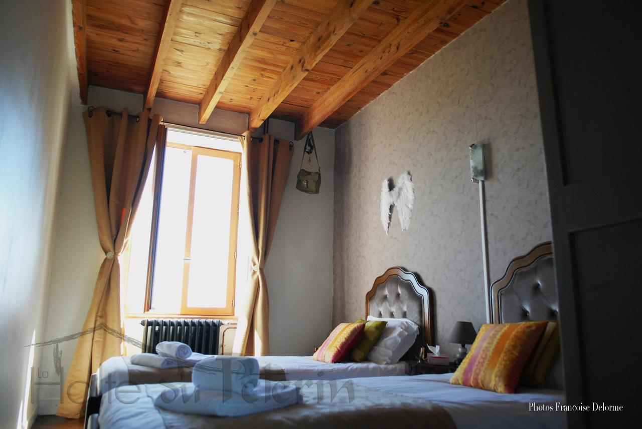 La Halte Du Pelerin Chambres D'Hotes Chérier Zewnętrze zdjęcie